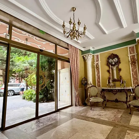 In A Luxurious Complex In Sunny 아파트 *