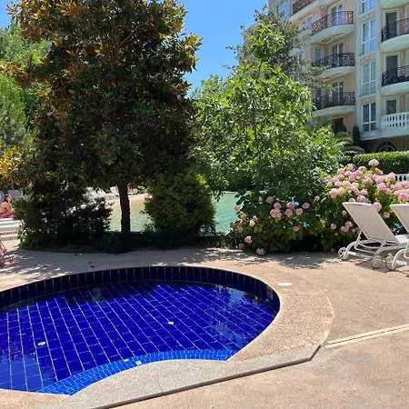 In A Luxurious Complex In Sunny