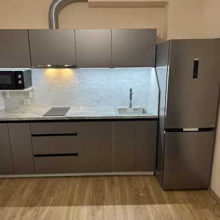 In A Luxurious Complex In Sunny ساني بيتش